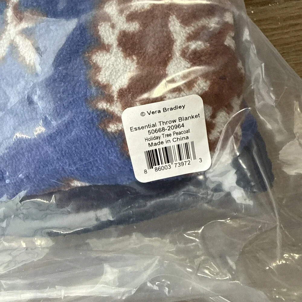 Vera Bradley~Holiday Tree Peacock~Throw Blanket~ 50688-20964~Blue~ 80” X 50”~NWT